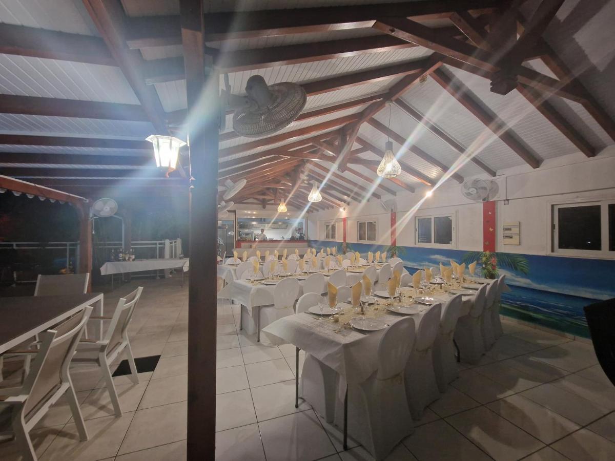 Les Villas De Boisvin Le Moule Luaran gambar