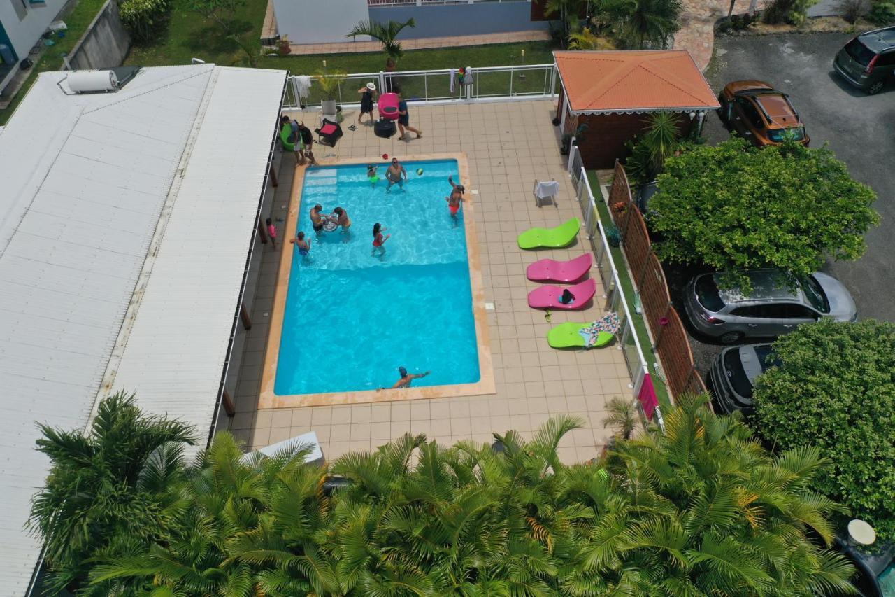 Les Villas De Boisvin Le Moule Luaran gambar