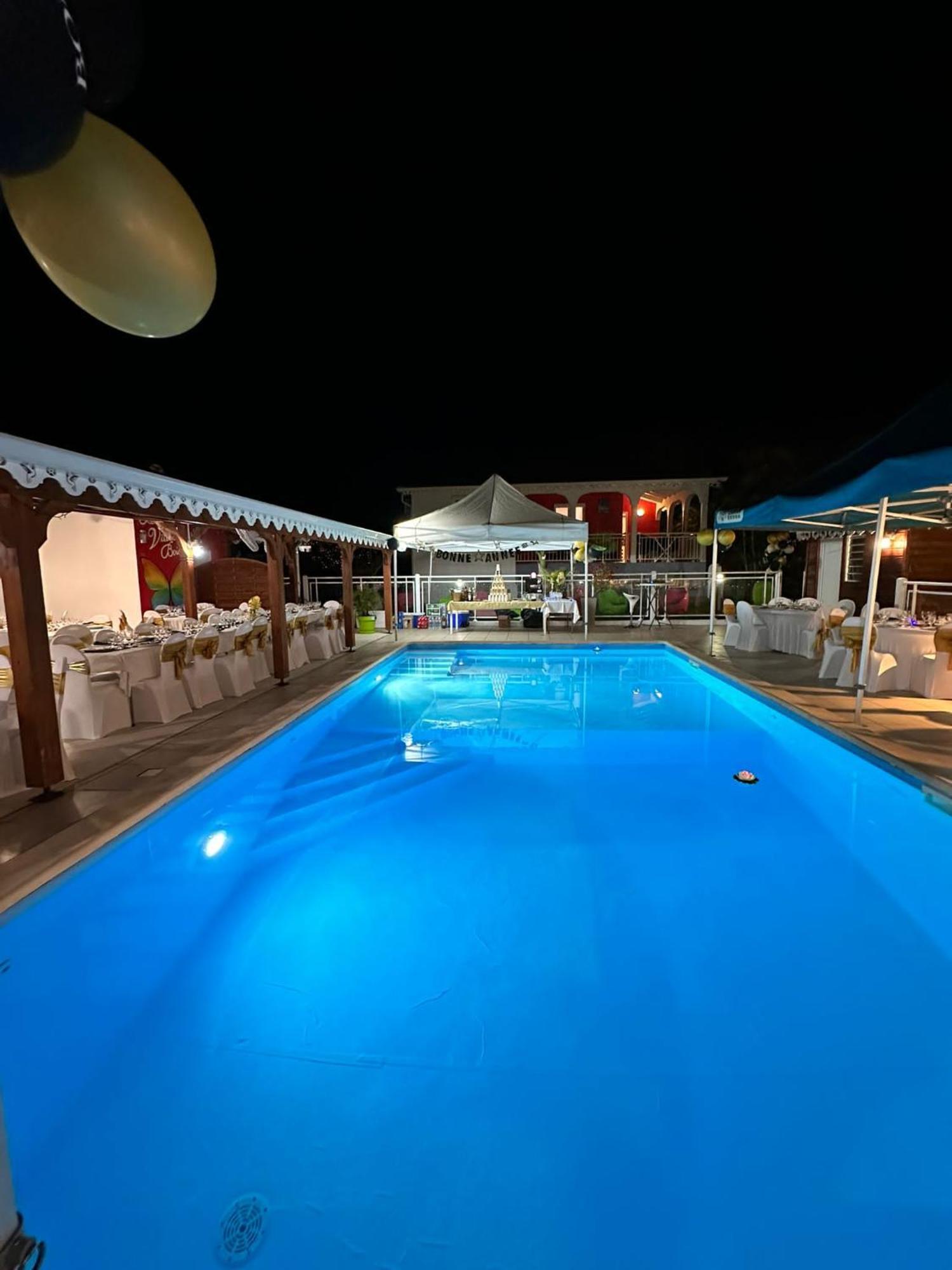 Les Villas De Boisvin Le Moule Luaran gambar